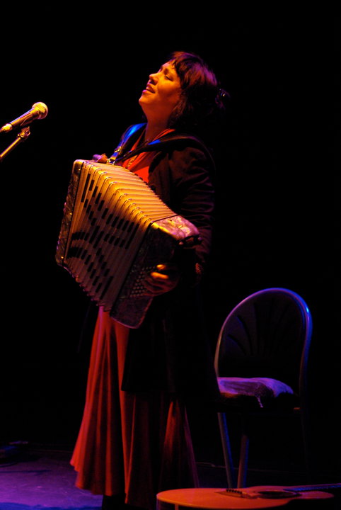 accordion_gill2010.jpg